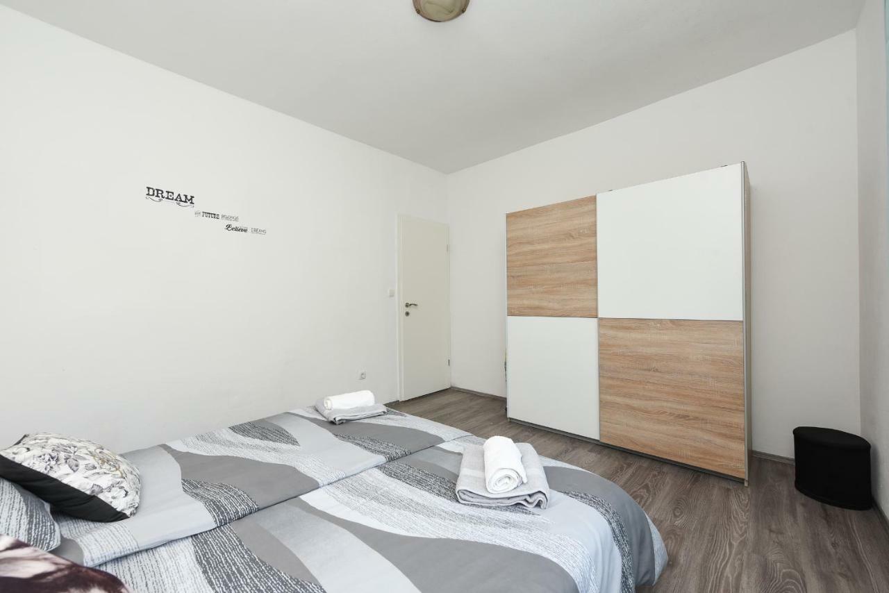 Apartmani Damant Zadar Extérieur photo